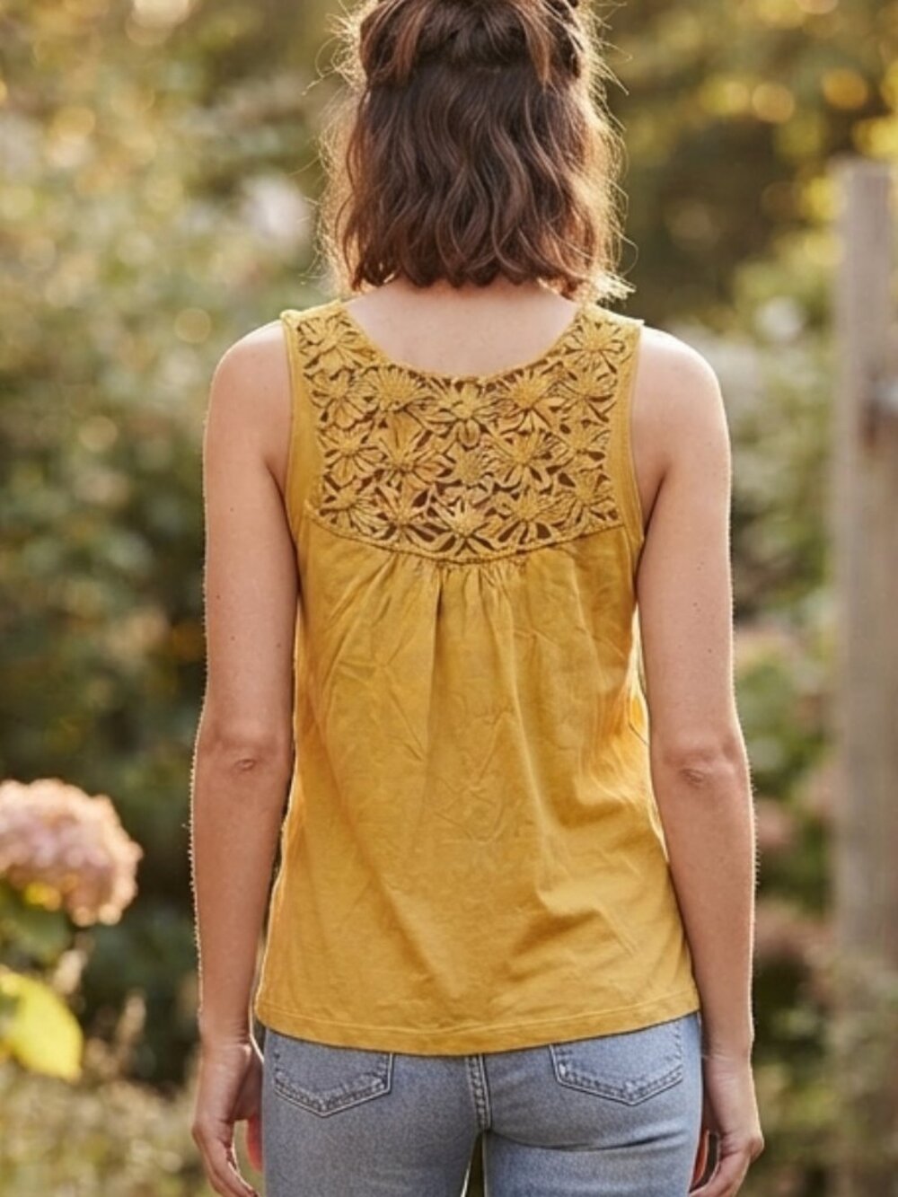 feminine mustard yellow sleeveless tank top crochet, women's size S Willi Smith